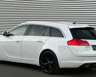 Opel Opel Insignia Sports 2.8 Tourer OPC 4x4/TÜV 03/26 Gebrauchtwagen