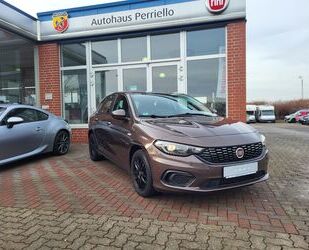 Fiat Fiat Tipo Hatchback Easy 1.4 T-Jet Gebrauchtwagen