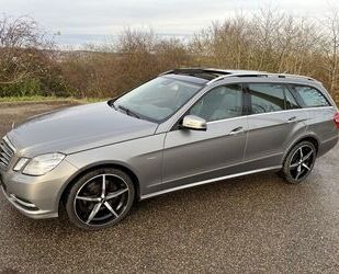 Mercedes-Benz Mercedes-Benz E 350 CDI T BlueEFFICIENCY ELEGANCE Gebrauchtwagen