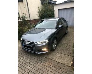 Audi Audi A3 1,4 Ambition ,SHZ, Klimaautomatik , Xenon Gebrauchtwagen