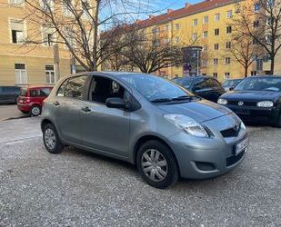 Toyota Toyota Yaris Cool- 54.000 Kilometer Gebrauchtwagen