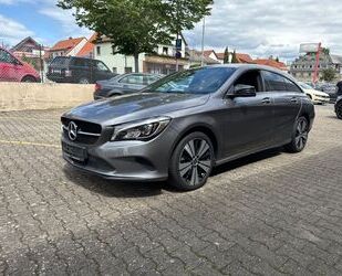 Mercedes-Benz Mercedes-Benz Shooting Brake CLA 180 Gebrauchtwagen