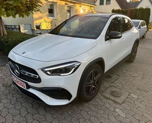 Mercedes-Benz Mercedes-Benz GLA 200 AMG 200 d AMG PANORAMA NIGHT Gebrauchtwagen