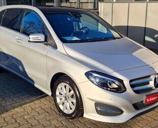 Mercedes-Benz Mercedes-Benz B 180 Style Automatik LED Pano RFK S Gebrauchtwagen