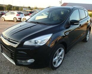 Ford Ford Kuga Individual Leder/Navi/Xenon/Panorama/Kam Gebrauchtwagen