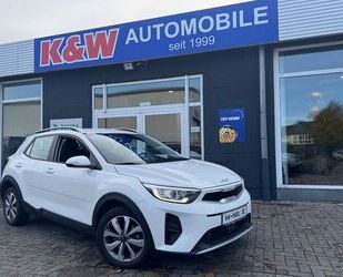 Kia Kia STONIC VISION NAVI+CAM KLIMAAUTO SITZH.ALLWETT Gebrauchtwagen