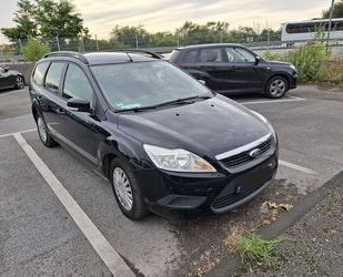 Ford Ford Focus 1,6 Black Magic Turnier Black Magic Gebrauchtwagen