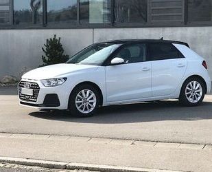 Audi Audi A1 25 TFSI advanced Bi-Color Privacy 8-fach u Gebrauchtwagen