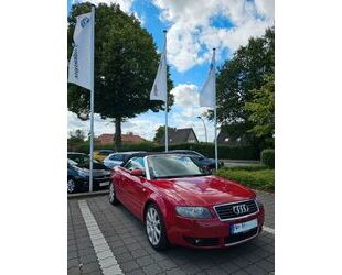 Audi Audi A4 Cabriolet 1.8T VERDECK NEU!!!LEDER/XENON/N Gebrauchtwagen