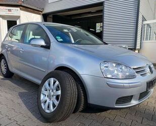 VW Volkswagen Golf 1.6 Comfortline Automatik 1.Hd Sch Gebrauchtwagen