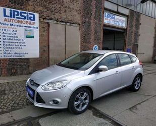 Ford Ford Focus TÜV NEU/1. Hand/Tempomat/PDC/ALU/neue R Gebrauchtwagen