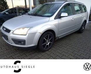 Ford Ford Focus 1.6 Titanium, Klima, AHK, PDC Gebrauchtwagen