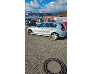 BMW BMW 116i -Silber metallic Gebrauchtwagen