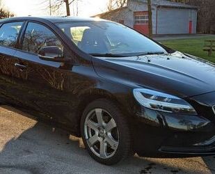 Volvo Volvo V40 T2 Momentum Momentum,Winter+Business-Pak Gebrauchtwagen