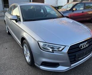 Audi Audi A3 Limousine 30 TFSI , 1HAND , KLIMA Gebrauchtwagen