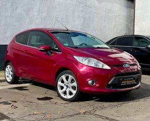 Ford Ford Fiesta Titanium KLIMA LEDER SHZ ALU 3.HAND 82 Gebrauchtwagen