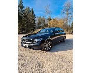 Mercedes-Benz Mercedes-Benz E 400T 4M Pano 360° Burm Stdhz Voll Gebrauchtwagen