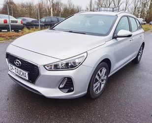 Hyundai Hyundai i30 cw Trend, 1 J.GARANTIE, INSPEKTION, TÜ Gebrauchtwagen