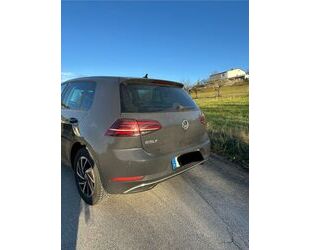 VW Volkswagen Golf 2.0 TDI Abstandstempomat Digital Gebrauchtwagen