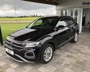 VW Volkswagen T-Roc 1.5 TSI OPF DSG Style/AHK Gebrauchtwagen