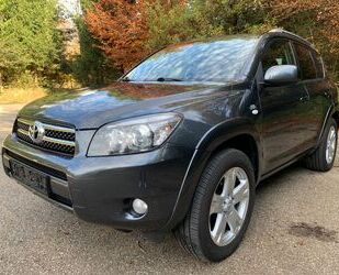 Toyota Toyota RAV4 2.2 D-CAT DPF 4x4 Executive LEDER/AHK/ Gebrauchtwagen