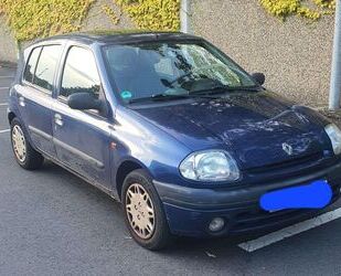 Renault Renault Clio 1.4 Automatik 1-Hand Gebrauchtwagen