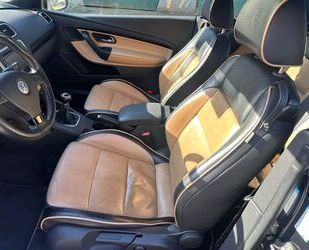 VW Volkswagen Eos 2.0 Individual*Scheckheft*Navi*TOP Gebrauchtwagen