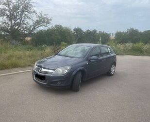 Opel Opel Astra 1.9 CDTI CATCH ME 88kW CATCH ME Gebrauchtwagen