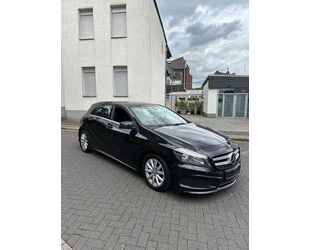 Mercedes-Benz Mercedes-Benz A 180 AMG Line AMG Line Gebrauchtwagen