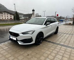 Cupra Cupra Leon 2.0 TSI ST VZ Allrad-Pano-Matrix , 8-Fa Gebrauchtwagen