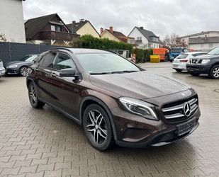 Mercedes-Benz Mercedes-Benz GLA 200 CDI / d*Night Paket*Aut.*SHZ Gebrauchtwagen