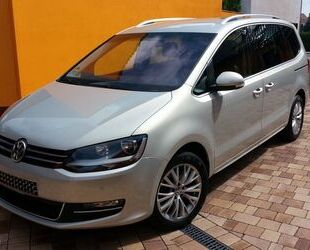 VW Volkswagen Sharan 2.0 TDI Highline/AHK schw/Leder Gebrauchtwagen