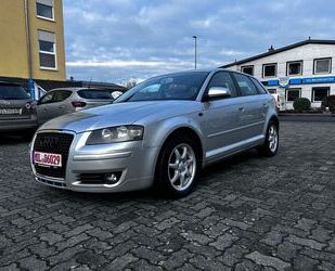 Audi Audi A3 Sportback 1.6 FSI Attraction KAMERA/SHZG/P Gebrauchtwagen