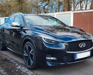 INFINITI Q30 Gebrauchtwagen