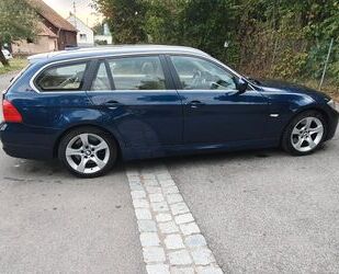 BMW BMW 325d Touring - Leder, Panoramadach, 1A Zustand Gebrauchtwagen