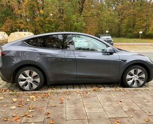  andere Andere Tesla Model Y RWD SR Gebrauchtwagen