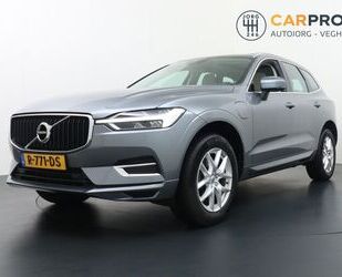 Volvo Volvo XC60 2.0 T8 Twin motor AWD Momentum Pro PHEV Gebrauchtwagen