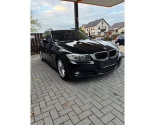 BMW BMW 318d/Scheckheftgepflegt/2Hand/Volleder/PDC Gebrauchtwagen