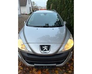 Peugeot Peugeot 308 SW Business-Line N1 HDi FAP 110 EGS6 B Gebrauchtwagen