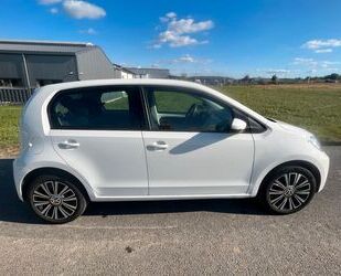 VW Volkswagen up! 1.0 44kW ASG high up! high up! Gebrauchtwagen