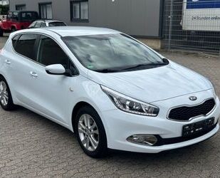 Kia Kia ceed 1.4 CVT Dream Team Navi - Kamera - TÜV NE Gebrauchtwagen