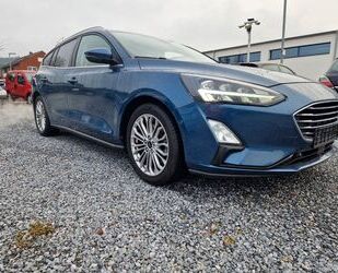 Ford Ford 1,5i Titanium ** Automatik; LENKRDHZG; Navi* Gebrauchtwagen