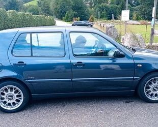 VW Volkswagen Golf 1.8 Family Family Gebrauchtwagen