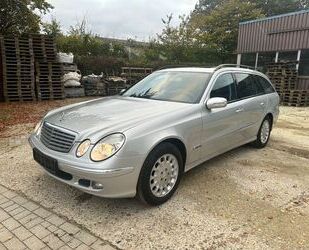 Mercedes-Benz Mercedes-Benz E 200 KOMPRESSOR T ELEGANCE sehr gep Gebrauchtwagen