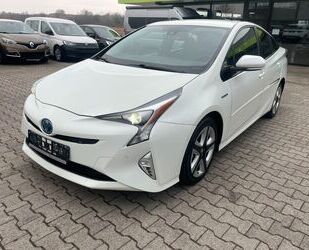 Toyota Toyota Prius 1.8 Hybrid/Leder/Navi/Xenon Gebrauchtwagen