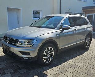 VW Volkswagen Tiguan 1.4 TSI Sound BMT DSG NAVI AHK A Gebrauchtwagen