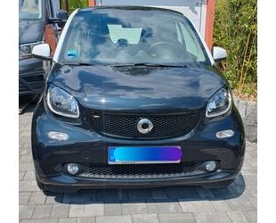 Smart Smart ForTwo coupé 1.0 52kW Passion Panoramadach Gebrauchtwagen