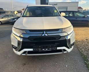 Mitsubishi Mitsubishi Outlander PHEV Basis 4WD Gebrauchtwagen