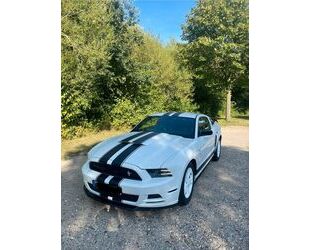 Ford Ford Mustang Coupe Gebrauchtwagen