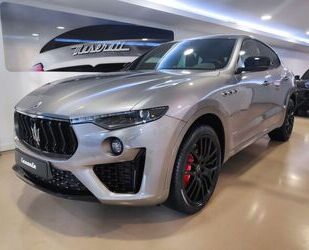 Maserati Maserati Levante Benzin 3.0 V6 257kW GRANSPORT 4x4 Gebrauchtwagen